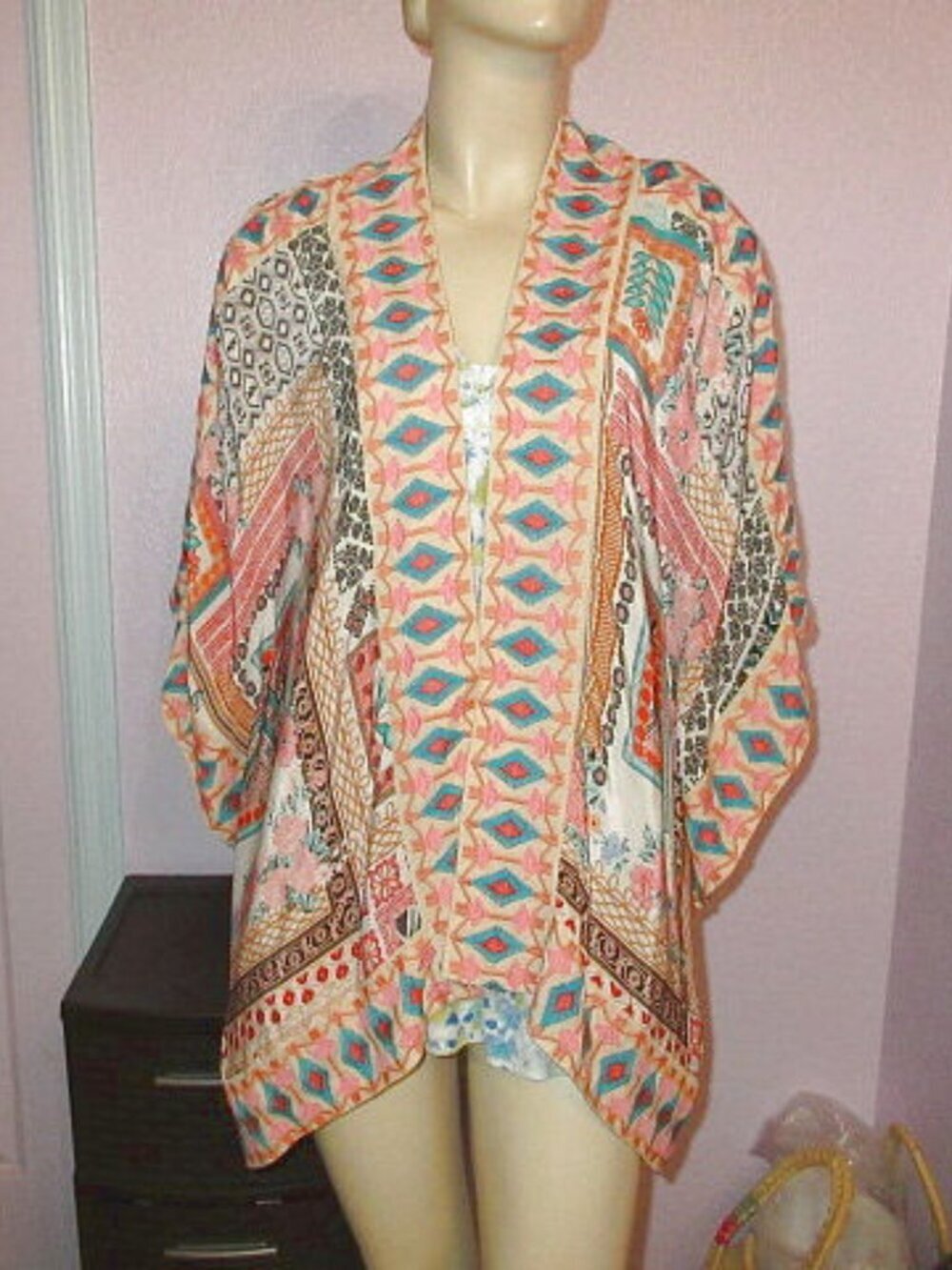 Sundance Tolani Embroidered Kimono Silk Feel Open Front Patchwork Boho Artsy OS